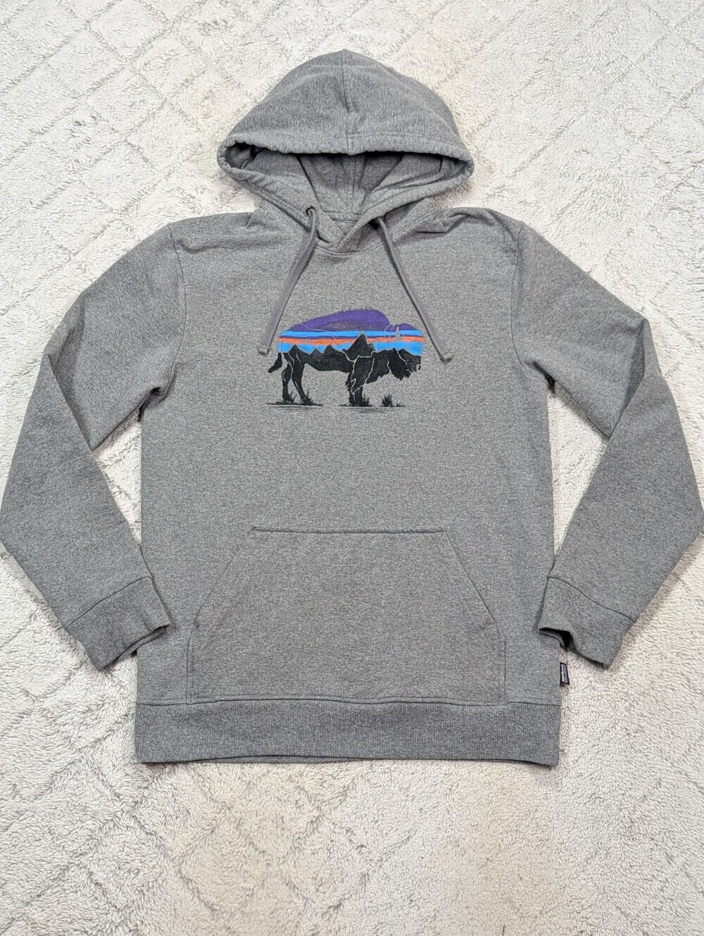 Patagonia Hoodie Sweatshirt Mens M Gray Fitz Roy Bison Uprisal Casual Outdoor